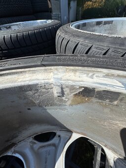 Kola Ford ST225 R18 - 15