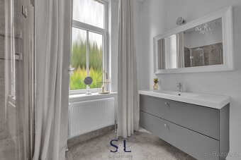 Velkorysý byt 3+1 s terasou, krbem a atmosférou elegance – p - 15