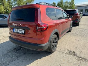Prodám Dacia Jogger Extreme, LPG, 7 míst, odpočet DPH - 15