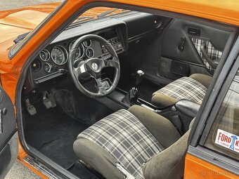 Ford Capri 2,8i MKIII - 15