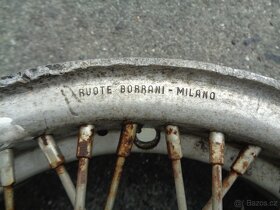 Fiat hliniková, drátěná kola Borrani - 15