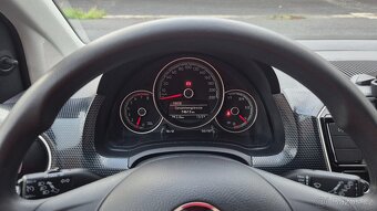Volkswagen Up 2021 1.0 48kW 1.Maj. zadní Kamera DAB Radio - 15