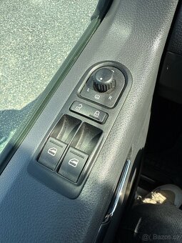 Volkswagen T5 Caravelle 2.0 TDI BI-TURBO 132kW 5 MÍST - 15