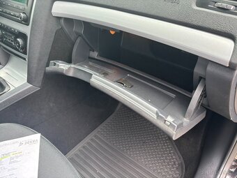 Škoda Octavia 2.0 Tdi 81kw Family r.v.2013, Serviska - 15