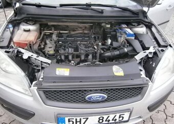 Ford Focus 1.6i benzín manuál 85 kw - 15
