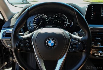 BMW Rad 5 540i A/T - 15
