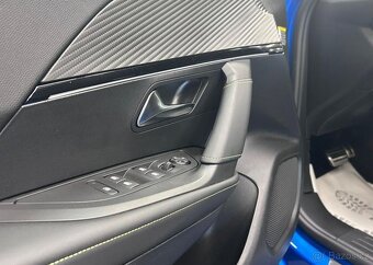 Peugeot 2008 e-2008 GT 50kWh Zaruka 1rok 100 kw - 15