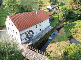 Prodej rodinného domu, 217 m², Benešov nad Černou - 15