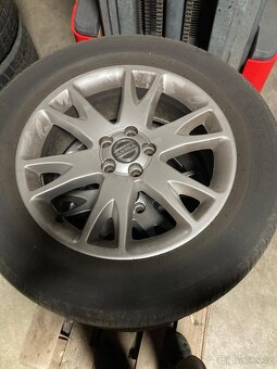 Volvo XC90 - 15