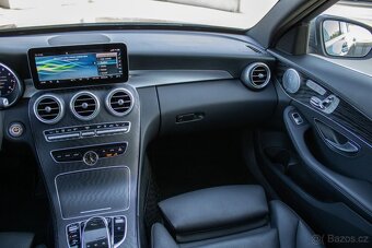 Mercedes-Benz C trieda Kombi 300 d A/T 4MATIC - ZÁRUKA - 15