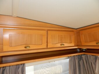 Karavan Hymer Eriba - 15