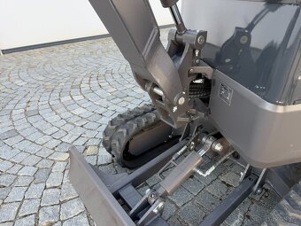 MINIBAGR JKW - 20 CAB, motor KUBOTA, nový stroj - 15