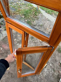 Zánovní dřevěná okna a francouzské dveře/okno - 15