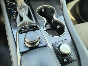 Lexus RX 1.MAJ.ČR/ACC/NAVI/KAMERA/ALCANTARA/TAŽNÉ/ALU/PDC/PC - 15