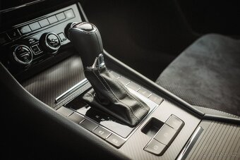 Škoda Superb 3 SPORTLINE 2.0 TDI 110kw DSG - 15