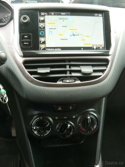 PEUGEOT 2008 1.2 60kw - 15
