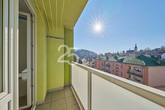 Prodej bytu o dispozici 3+1 s lodžií po kompletní rekonstruk - 15
