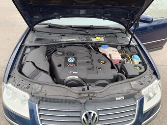 VOLKSWAGEN PASSAT 1,9 TDI 96 KW, r. v. 2002 - 15