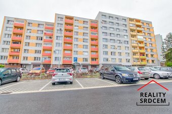 Pronájem bytu v os. vlast. o velikosti 1+1+lodžie/42m2 na ul - 15