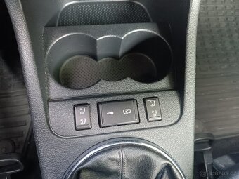 Škoda fabia 2 1.6 TDI - 15