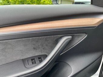 Tesla 3 Long Range Dual Motor 4x4, 366kw, rok 2022, DPH - 15