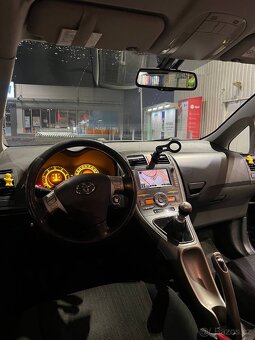 Toyota Auris 2.0 nafta - 15