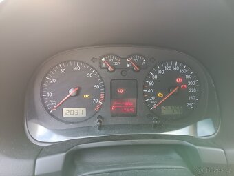 VW Golf IV 1.6 16V 77kW – Prodej dílů nebo oprava - 15