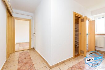 Prodej bytu 2+1 ve Frýdku - Místku, ev.č. 00612 - 15