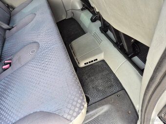 Renault Trafic 2,0 DCi 9.Míst 2x Klima+Topení 199.000Kč - 15