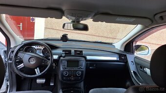 Mercedes-bens R320 2009 roku - 15