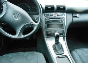 Mercedes-Benz Třídy C 2,2 90 kW Digiklima Seviska nafta - 15