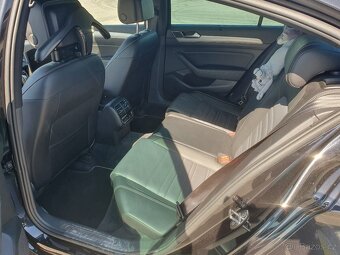Volkswagen Passat 2.0 BiTDi 4Motion DSG R-Line - 15