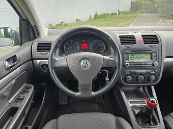 Volkswagen Golf V 2.0TDI - 15