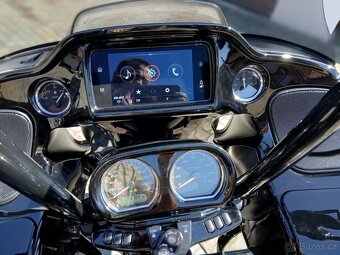 Harley-Davidson FLTRXS Road Glide Special 114 - 15