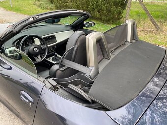 BMW Z4 2.5 SI E85 - 15