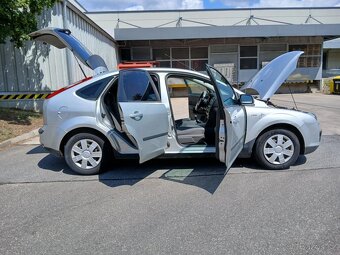Ford Focus 1.6 TDCi 66kw Rok 2006 - 15