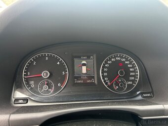 VW Touran 1.6tdi 77kw Highline 2011 5 míst  232Tkm tažné z. - 15