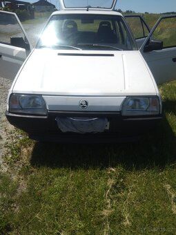 Škoda favorit prodám - 15
