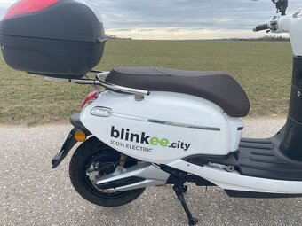 Elektrický skůtr blinkee.city nebo hecht citis - 15