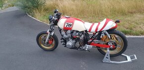 Cafe Racer Honda CB750f bol dor prestavba - 15