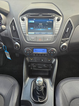 Hyundai ix35 Style 1.6 GDi Benzin, Manuál, PLNÁ VÝBAVA - 15