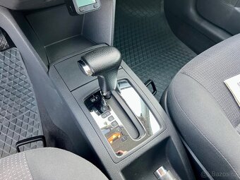 Volkswagen Polo 1,4i 55kW Edice Cricket AUTOMAT - 15
