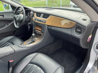 Mercedes-Benz CLS, 350 CDI V6165kW - 15