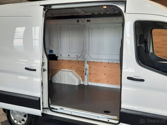 Ford Transit 2,2 TDCi - 114 kw L2H2 - 15