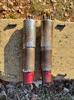 Jawa CZ 125 150 250 350 kyvacka - zadni tlumice - 15