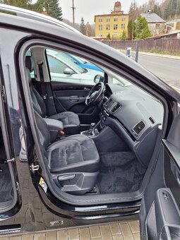 VW Sharan Highline, 2.0 TDi, r.v. 12/2019, plný servis,tažné - 15