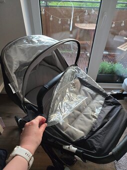 Bugaboo Fox 2 a mnoho doplňků zdarma - 15