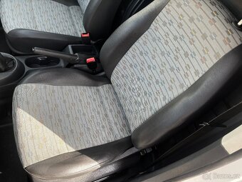 VW Caddy MAXI 1,6 TDI, r.v. 11/2011, původ ČR - 15