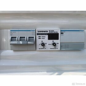 Autokláv " A100 Prom "(380v) + vodní chlazení + koš - 15