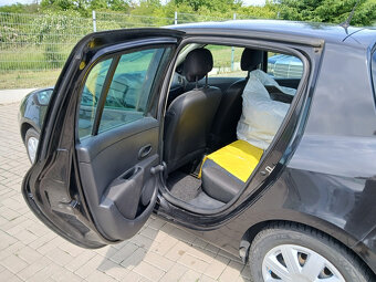 Renault Clio 1,5 dCI - 15